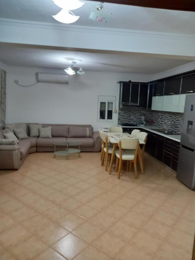 Villa Cerpja Kamez Екстер'єр фото