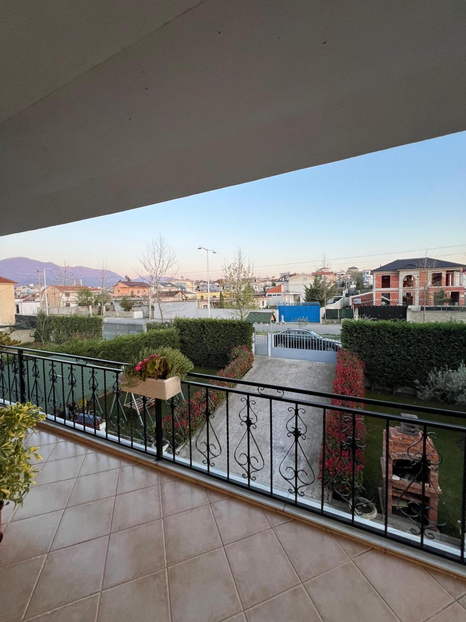 Villa Cerpja Kamez Екстер'єр фото